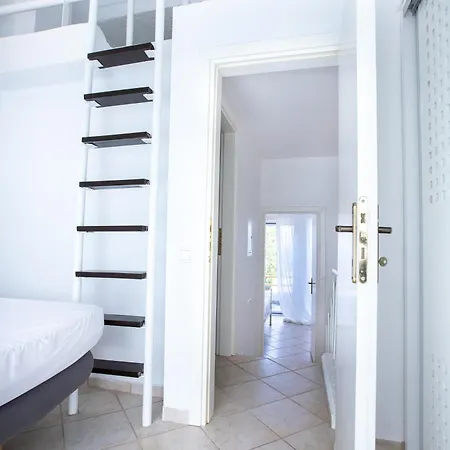Simonidis Seaside By Rentalspro - Halkidiki Apartmán *